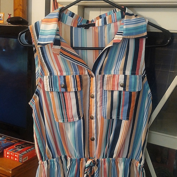 4/$20 Beautiful BeBop summer striped sleeveless collared dress-M - Picture 3 of 7